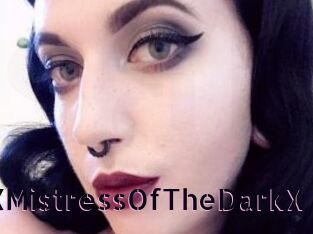 XMistressOfTheDarkX